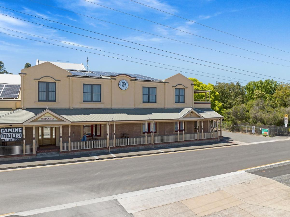 The Tanunda Club Guest Suites Exteriör bild