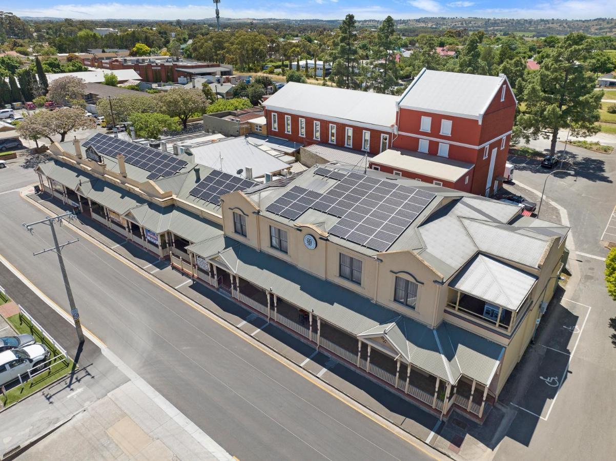 The Tanunda Club Guest Suites Exteriör bild